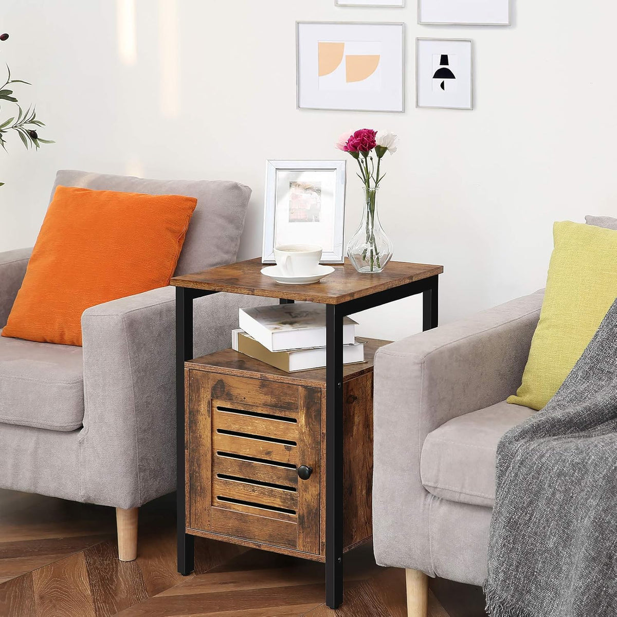 Set of 2 Wood Nightstand with Storage L8540