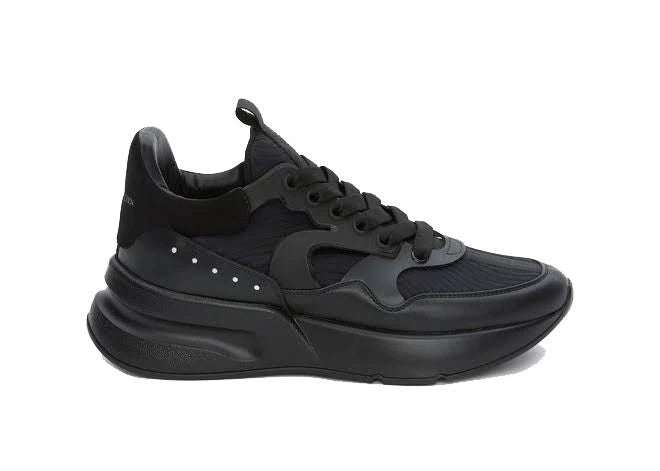 Oversized Runner Black Silver Q2034