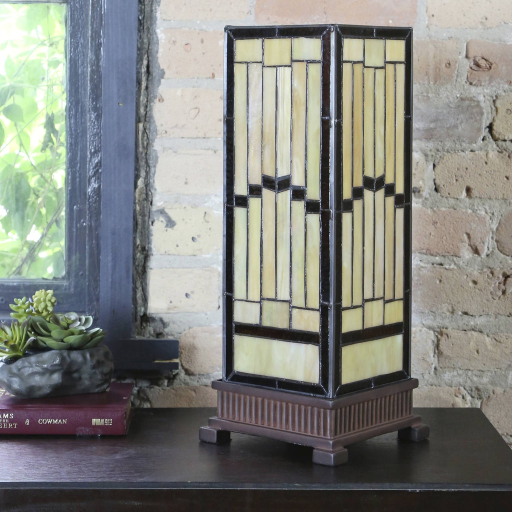 Stained Glass Hurricane Lamp F345118