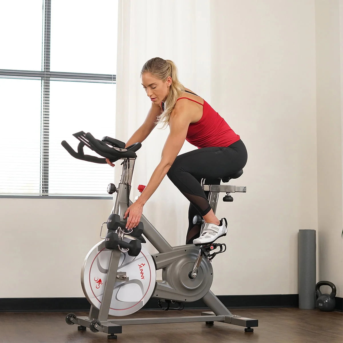 Magnetic Indoor Cycling Bike Y38311