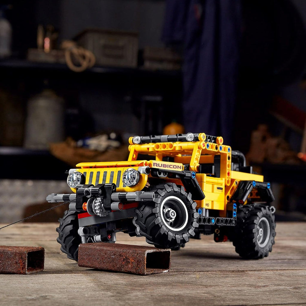 LEGO Technic Jeep Wrangler 4x4 Toy Car 42122 Model Building Kit G90561