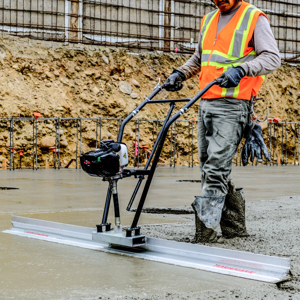 37.7cc Gas Concrete Power Screed with 10ft Aluminum Board T2021