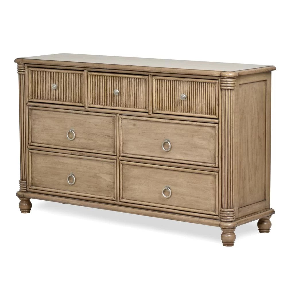 7-Drawer Dresser O629