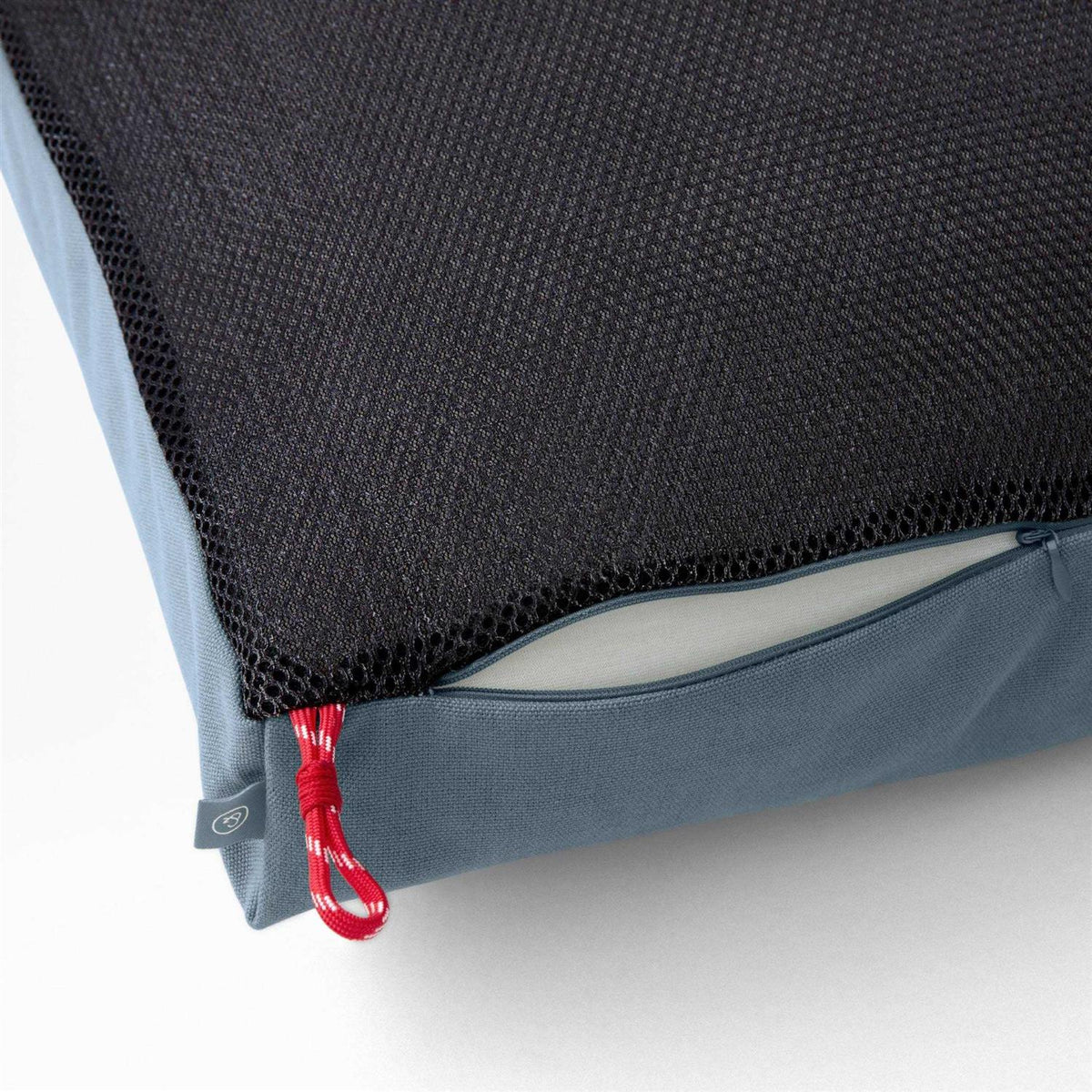 Tuft Needle Dog Bed I34969