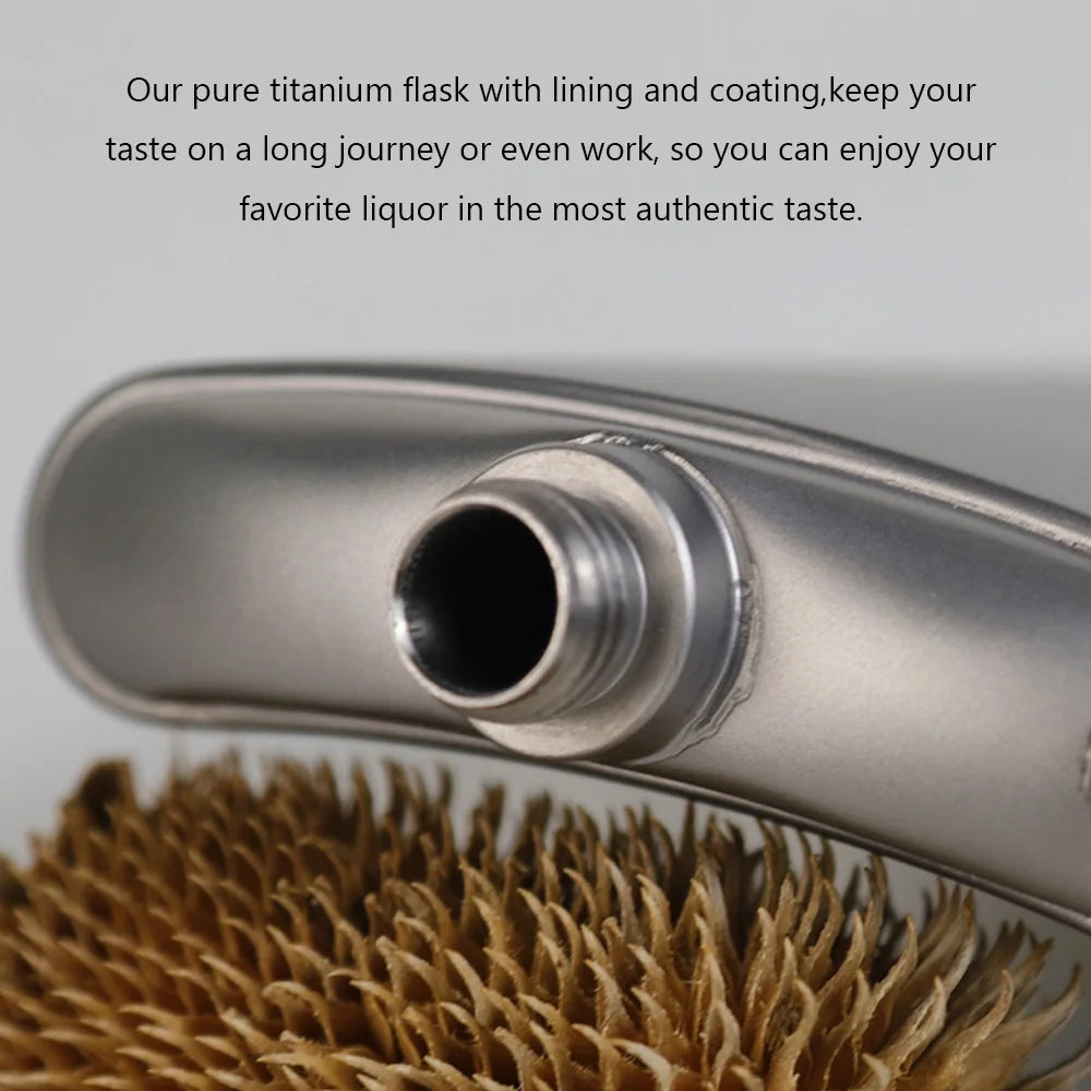 Titanium Flask Hip Flagon with Screw Clip Ultralight Hydration Flat Bottle with Ti Funnel J977357