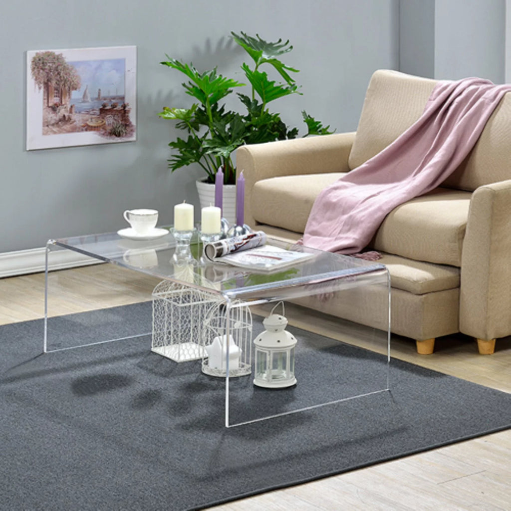 Lucite and Acrylic Coffee Table in Clear A12639